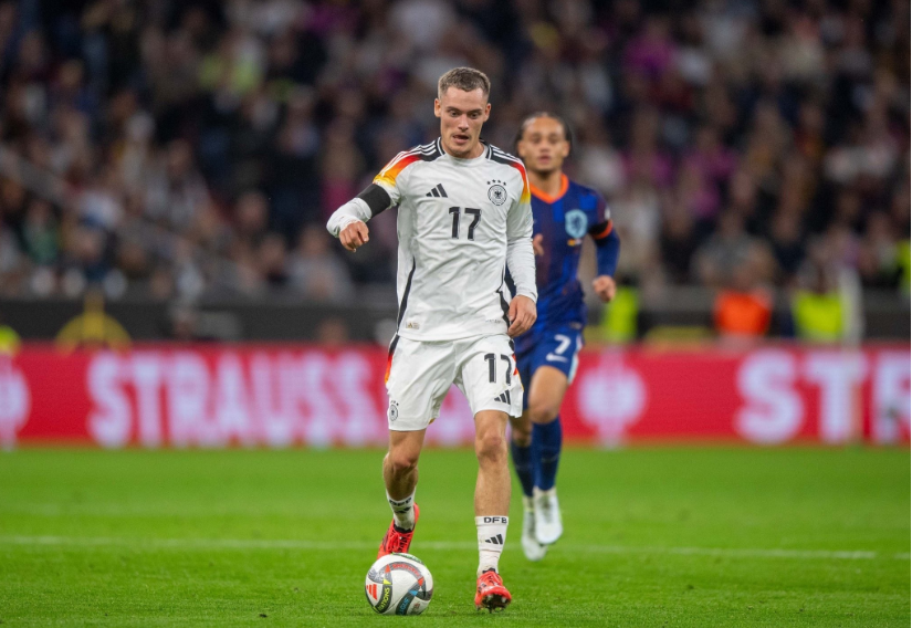 板凳深度不 板凳深度不