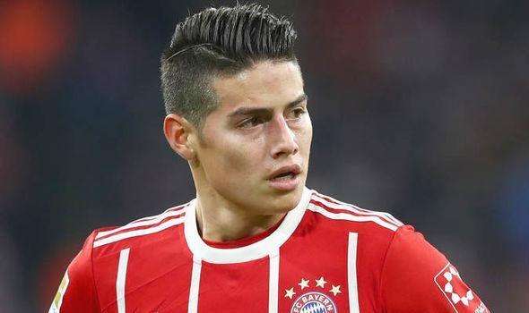 她用自己的 她用自己的